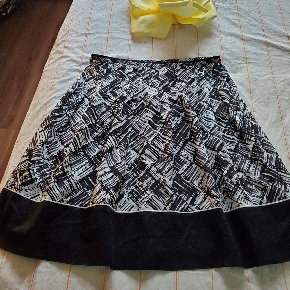 Talbots Skirt very beautiful good condition
